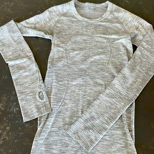 Lululemon swiftly tech long sleeve shirt